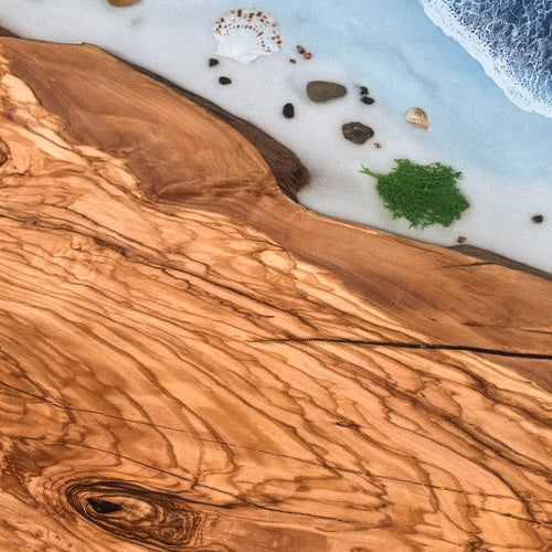 Live Edge vs Straight Edge: Which Is Better for River Tables?