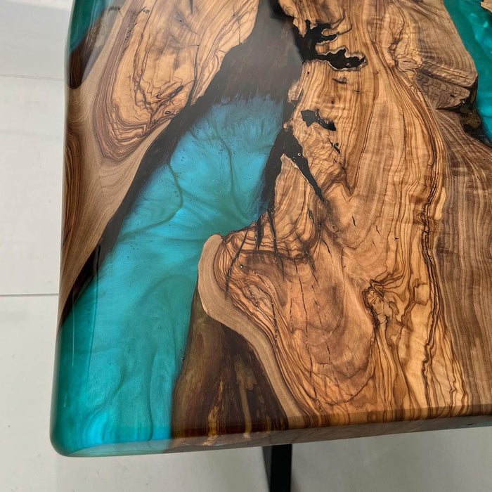 Handmade kitchen table with Cunninghamia burl and blue epoxy